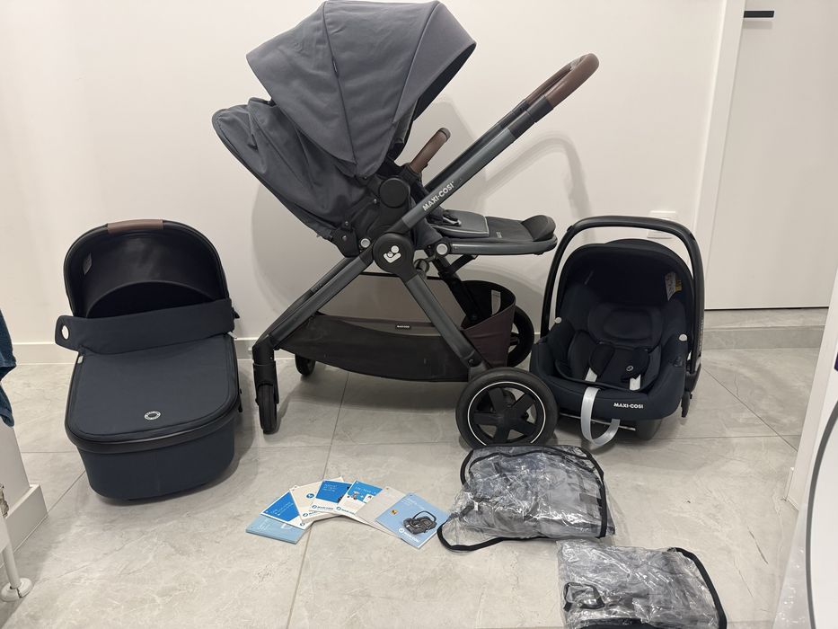 Maxi Cosi Adorra 2 - 3 в 1