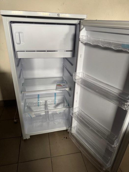 Холодильник Бирюса