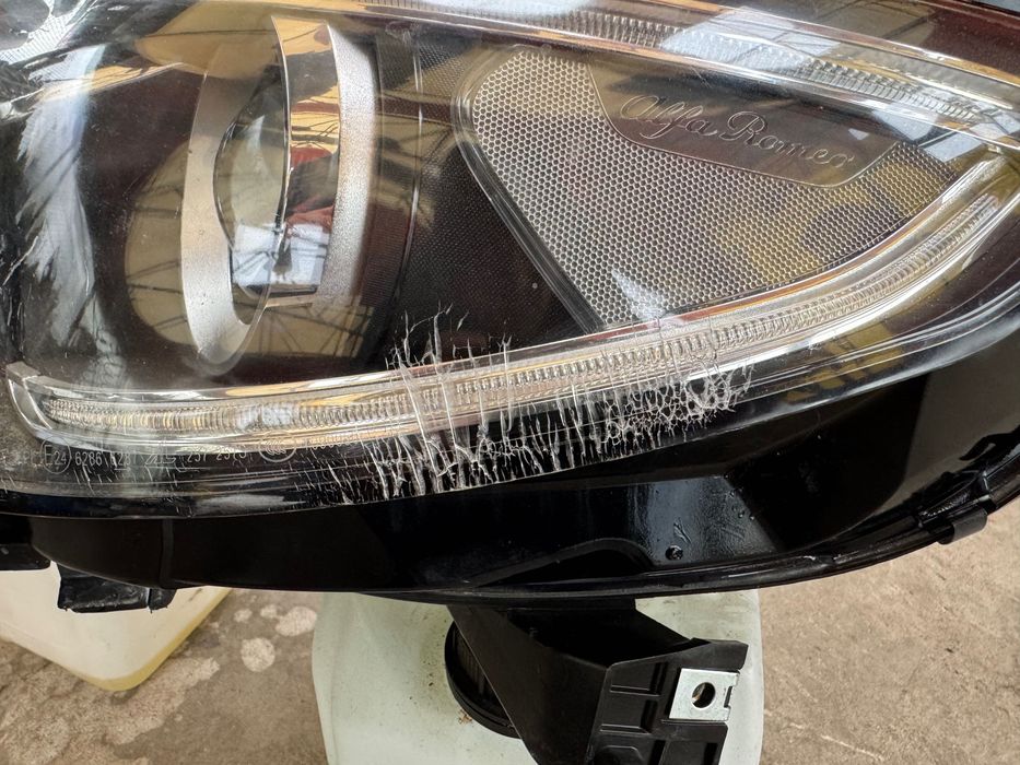 Фар за Alfa Romeo