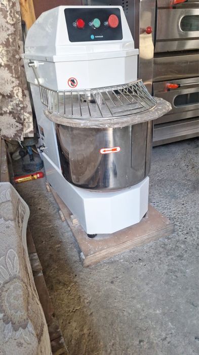 Продам печь и тестомес