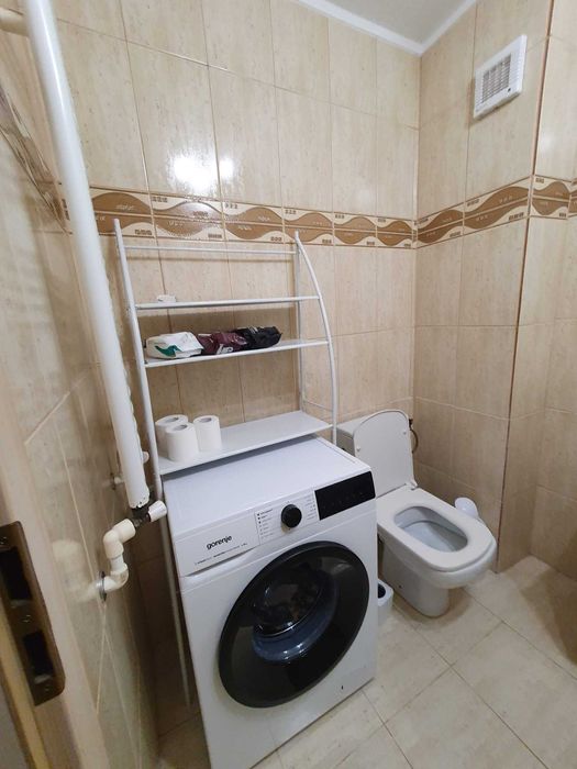 Inchiriez ap cu 3 camere,utilat modern.