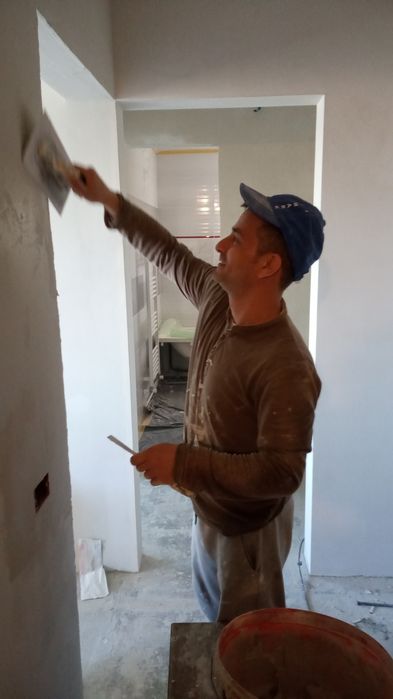 Meseriaș Faiantar Zugrav