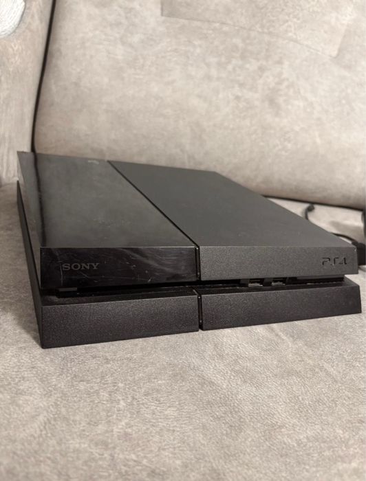 пс4 500гб продам