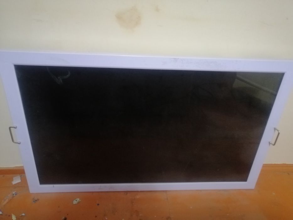 Монитор в хорошем состоянии