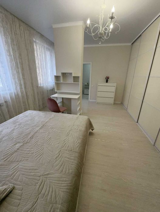 Продам однокомнатную квартиру в центре города