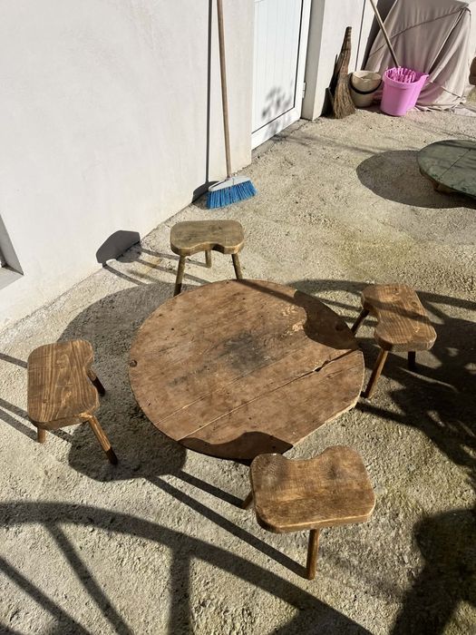 Маса софра синия паралия трикраки столчета