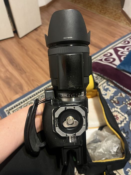 Видеокамера Soni nex vg30