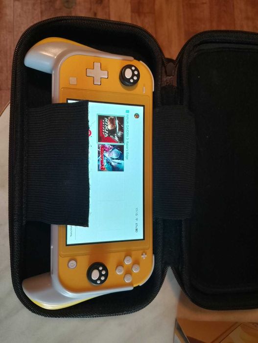 Продам Nintendo Switch Lite