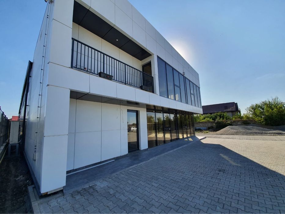 Vand Hala Metalica cu birouri si spatiu de depozitare completa la gata