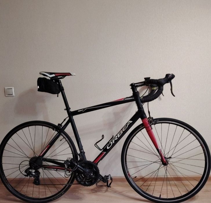 Велосипед шоссейный