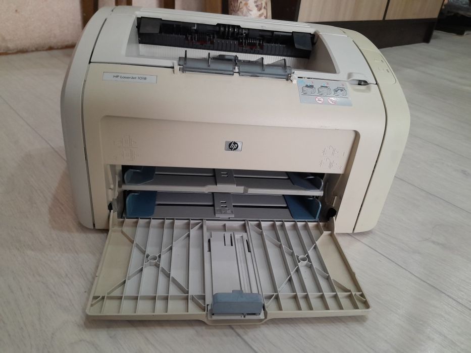 Принтер hp 1018 ,