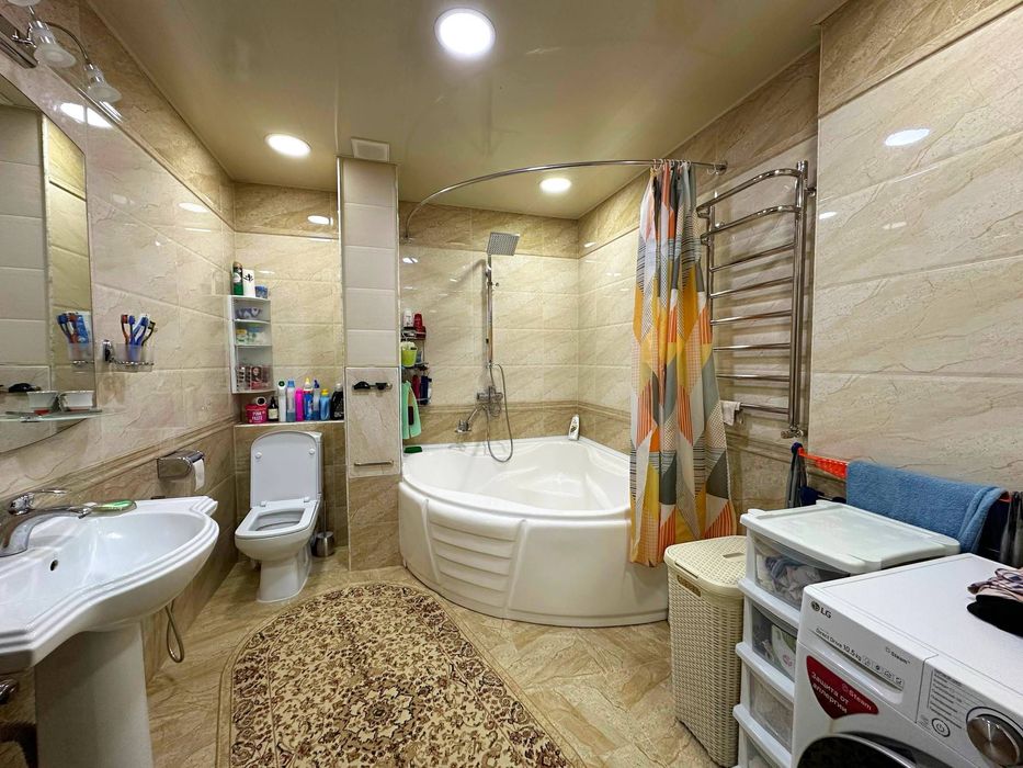 МЕТРО ШАХРИСТАНСКАЯ Банковский ДОМ-84m2 3/2/9
Ориентир: "Korzinka"