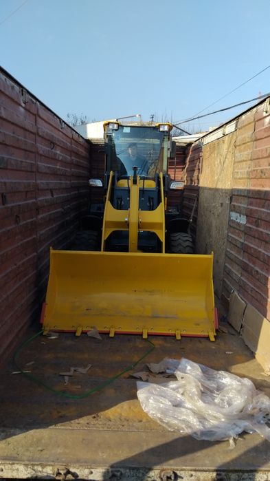 Пагрузчик 0.8 куб  2025 масла хитойдан  Аксиянархида