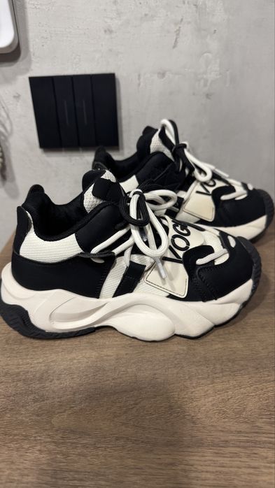 Кроссовки для мальчика 32 р