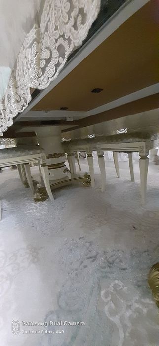 Продам стол со стульями