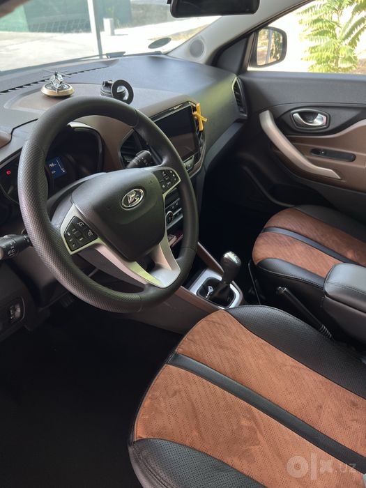 Lada Xray 1.8 AMT