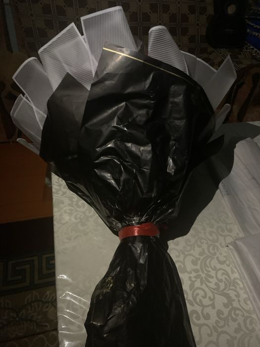 101 красный розы