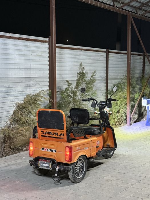 Элетро трицикл болшой