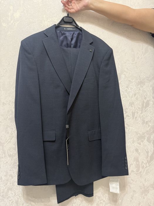 Продам мужской костюм