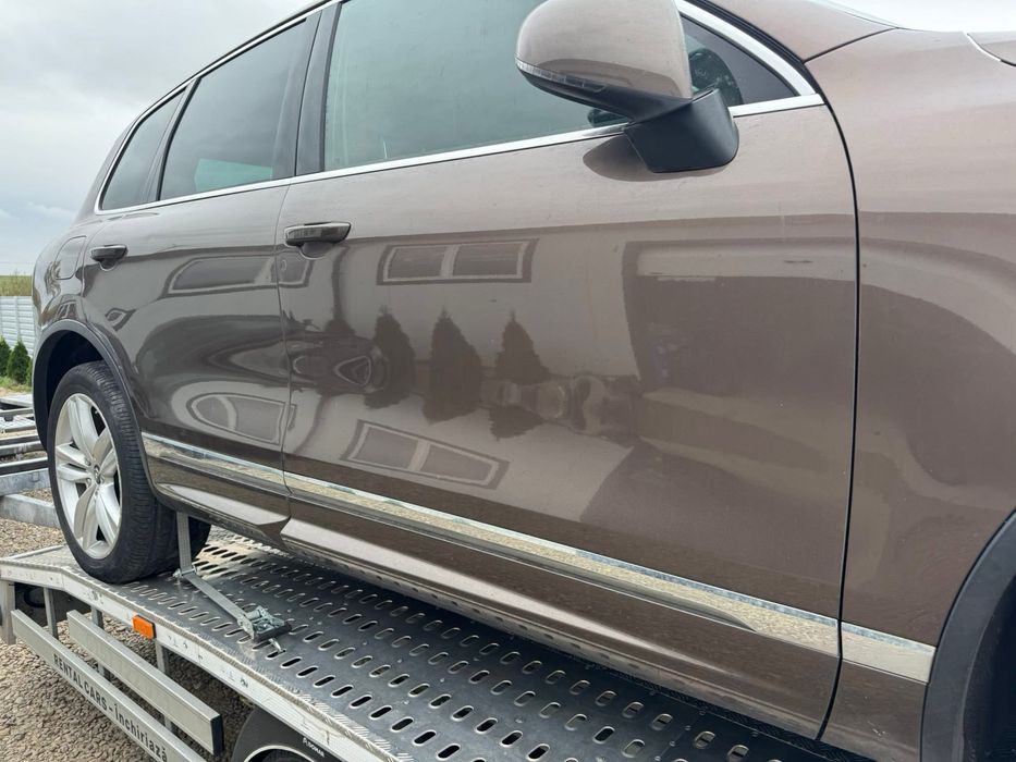 Dezmembrez Volkswagen Touareg 7P 2013 R-Line LH8Z