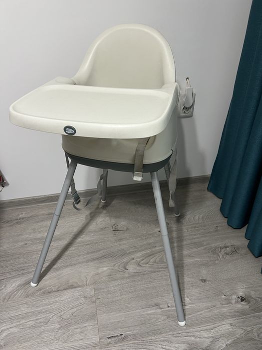 Scaun de masă copii 3-în-1 (Scaun înalt, Booster de scaun și Scăunel de podea) – Stare excelentă
