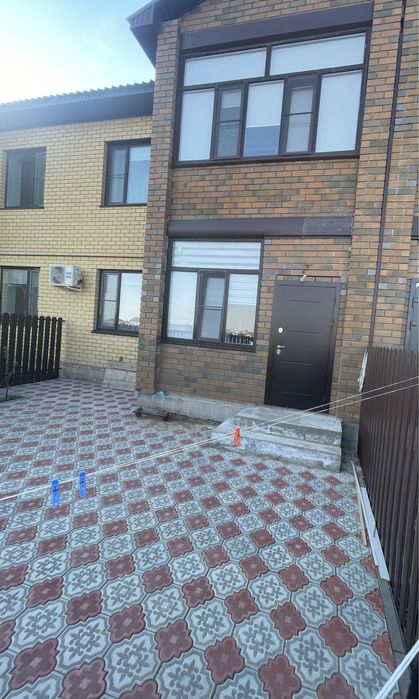 Продам Таунхаус в Асане