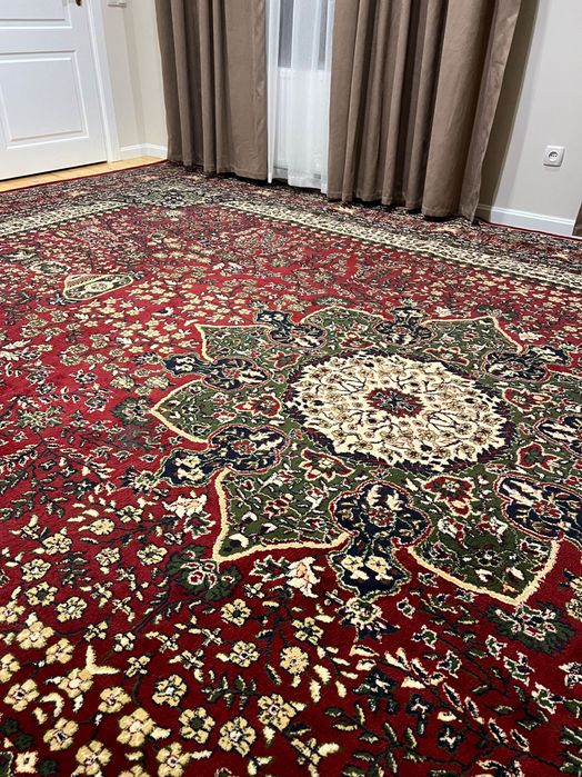 Gilam sotiladi Urg-Gaz