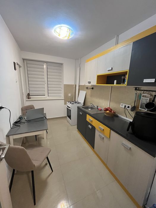 Ultracentral doua camere parcare cu bariera