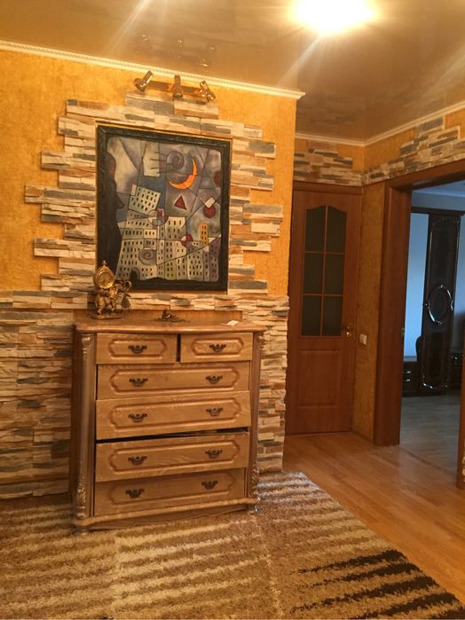 Сдам 3 комн. квартиру в Центре