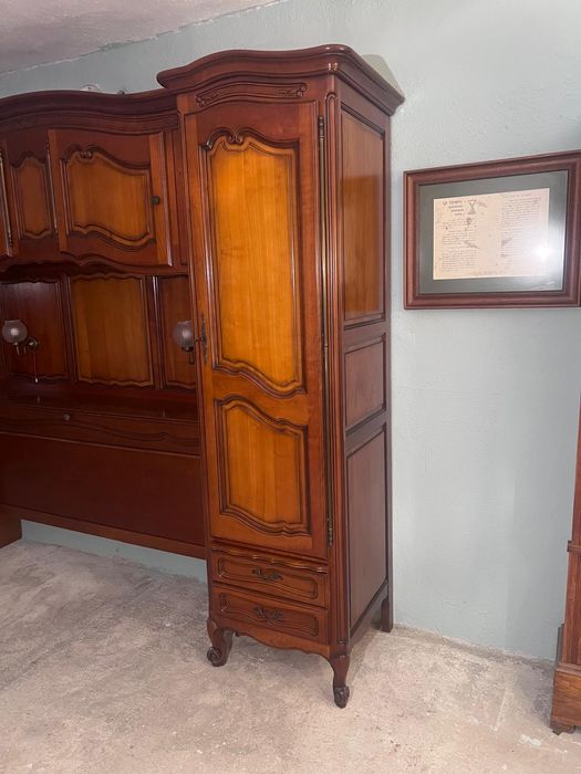 Dulap dormitor, mobila dormitor din cires masiv