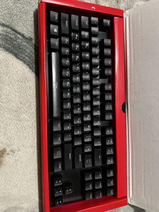 Игровая клавиатура HyperX