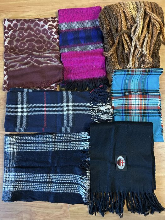 Зимни шапки и шалове