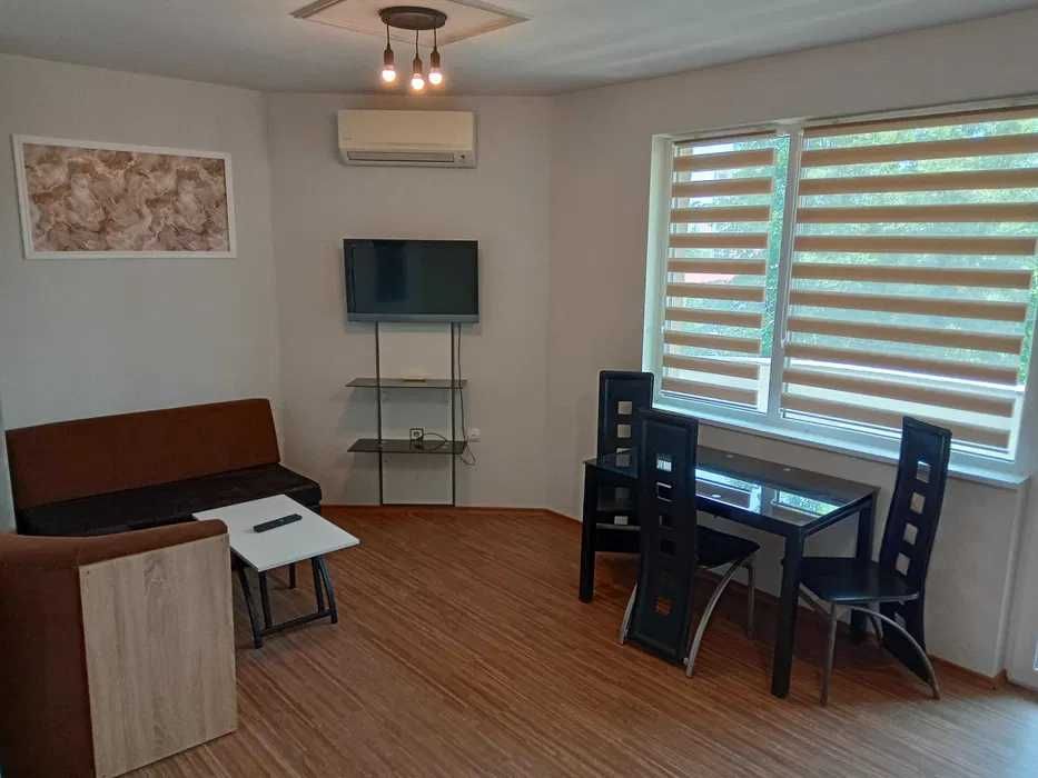 Продава се Тристаен апартамент в Велико Търново, Бузлуджа - 80 кв.м за 1600 €/кв.м - Снимка #2