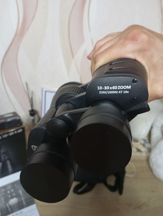 Продается Бинокль 30 крат в отличном состоянии