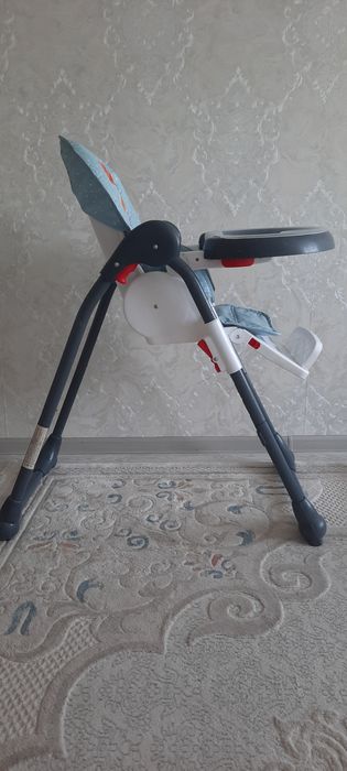 Продам Стол для кормления