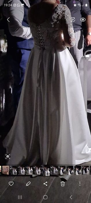 Vand rochie de mireasa