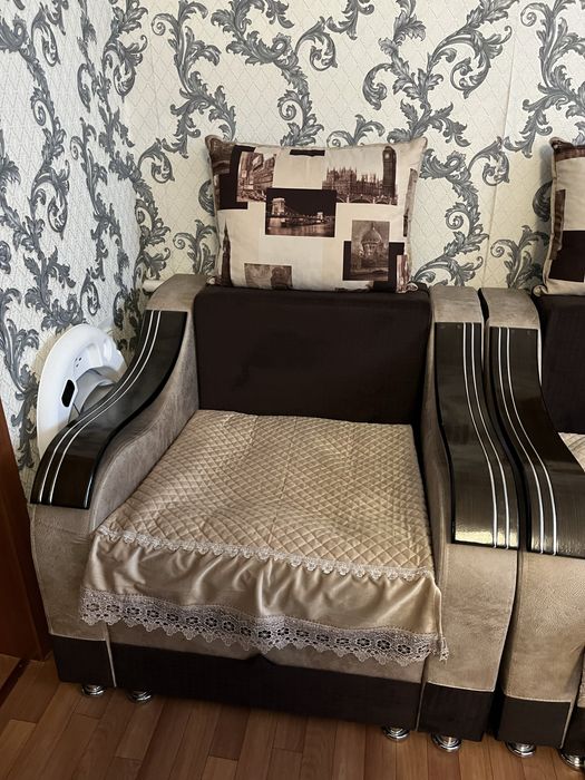 Продается диван тройка