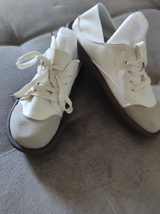 Продам босоногую обувь