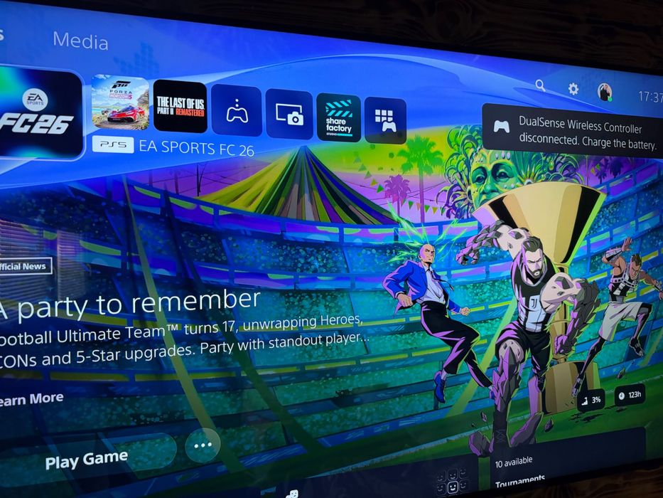 Vând ps5 cu disk și jocuri