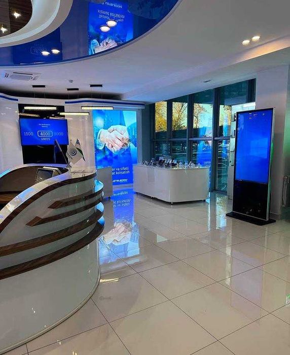 Инфокиоск вертикальний Доставка бесплатно