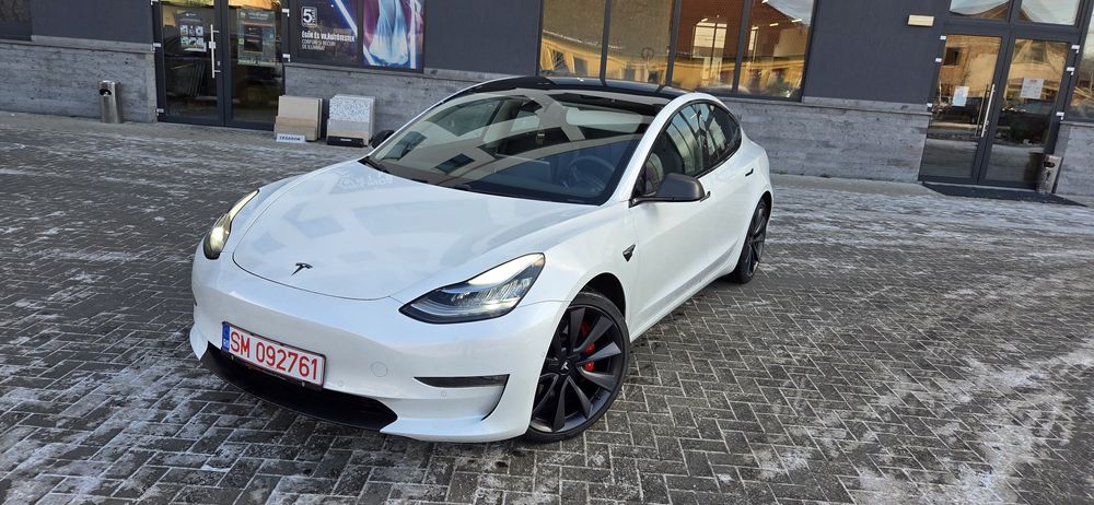 Tesla Model 3 Performance 513cp