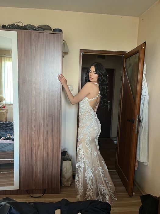 Продавам балнатя си рокля