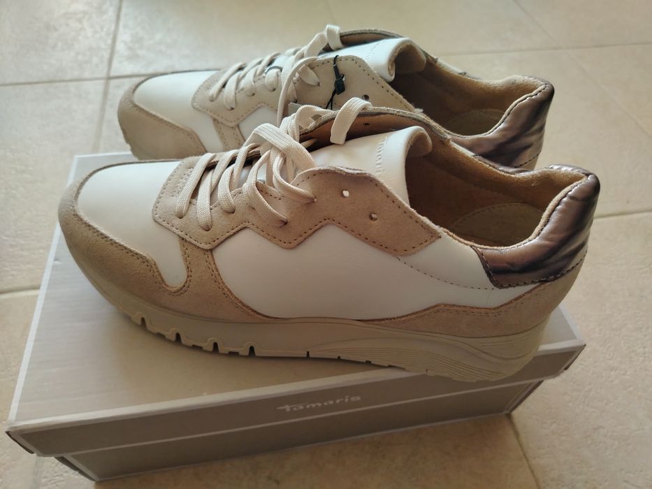 Страхотни дамски сникърси Tamaris – естествена кожа и велур