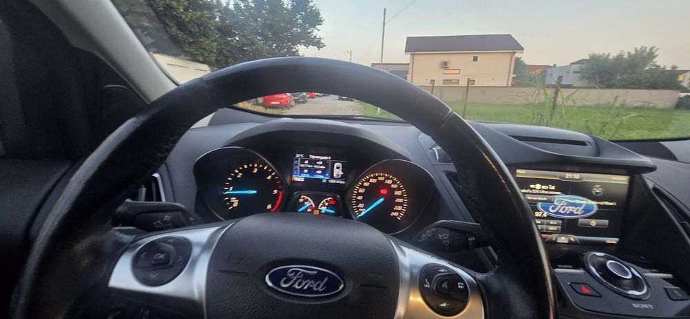 FORD Kuga 2016 — imagine 5