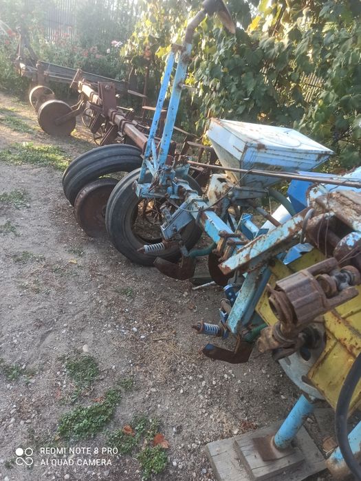 Vane instalație de erbicidat in stare perfecta de funcționare ,