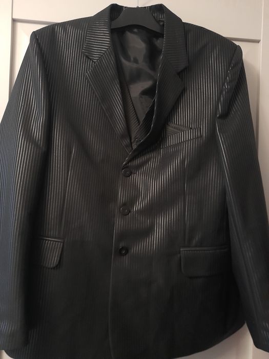 Costum bărbătesc mărimea 52