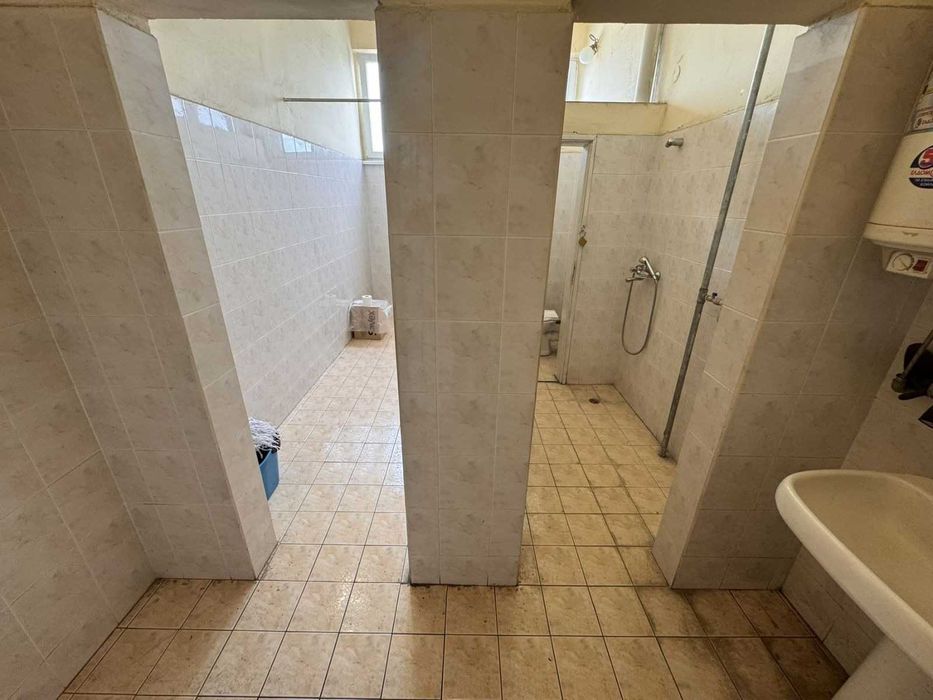 Продава се Промишлена сграда в Русе, Родина 1 - 70 кв.м за 885 €/кв.м - Снимка #5