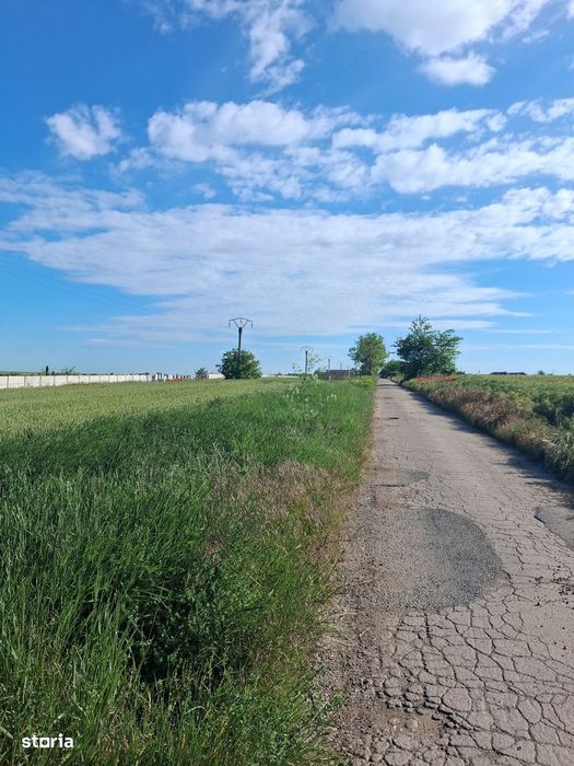 Teren agricol 1000mp, acces asfaltat, 35.000 EUR