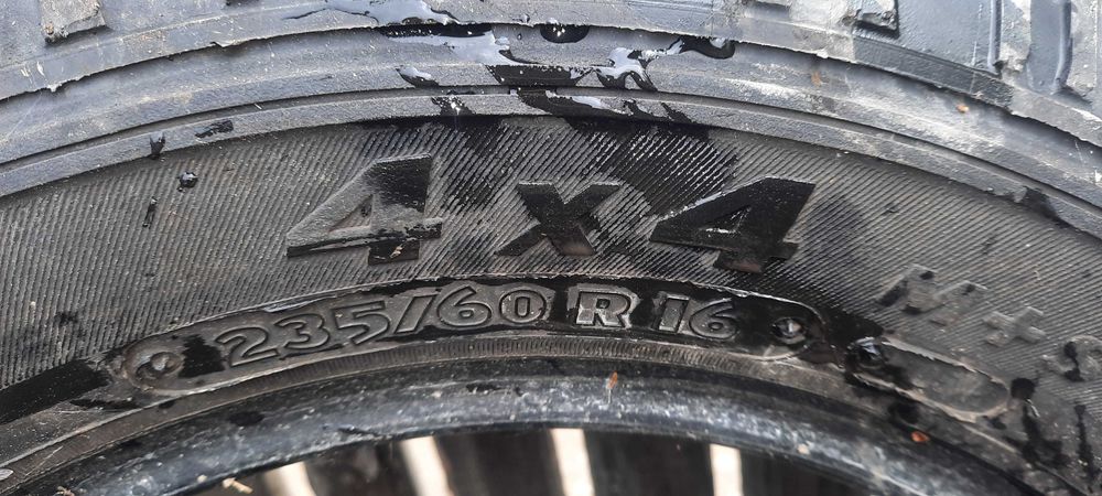 2 Cauciucuri OFF ROAD, M+S, 235/65/ R 16/ 80% BUZAU/ Tel - O76134743O