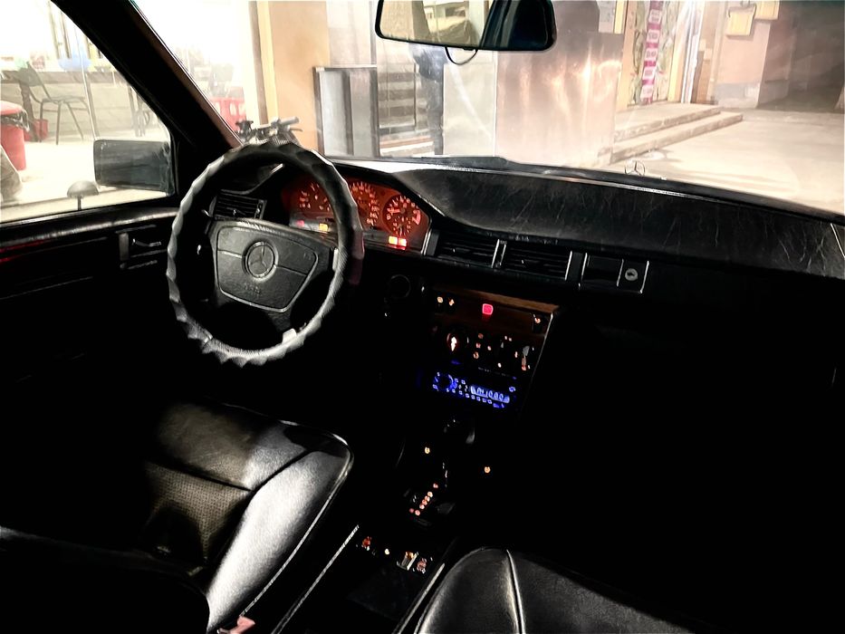 Mersedes Benz w124 E320